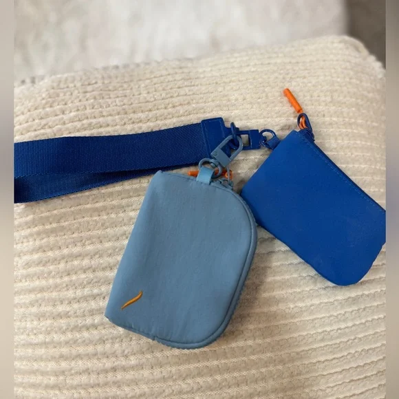 NWOT Blue and Orange Wristlet Set - Picture 2 of 5